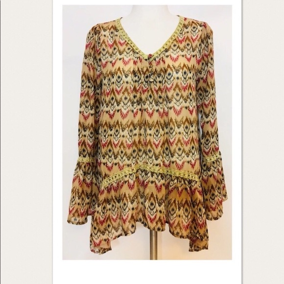 Blu Pepper Tops - 4-$30🔴BLu Pepper sheer boho blouse
